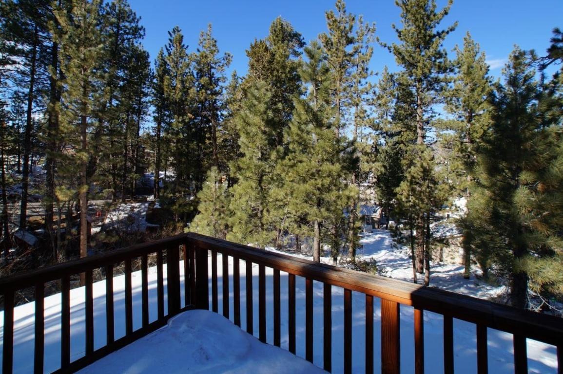 ביג בר לייק Snow Bunny Lodge - Perfect Big Bear Getaway! Deck With A New Hot Tub And Charcoal Barbecue! מראה חיצוני תמונה