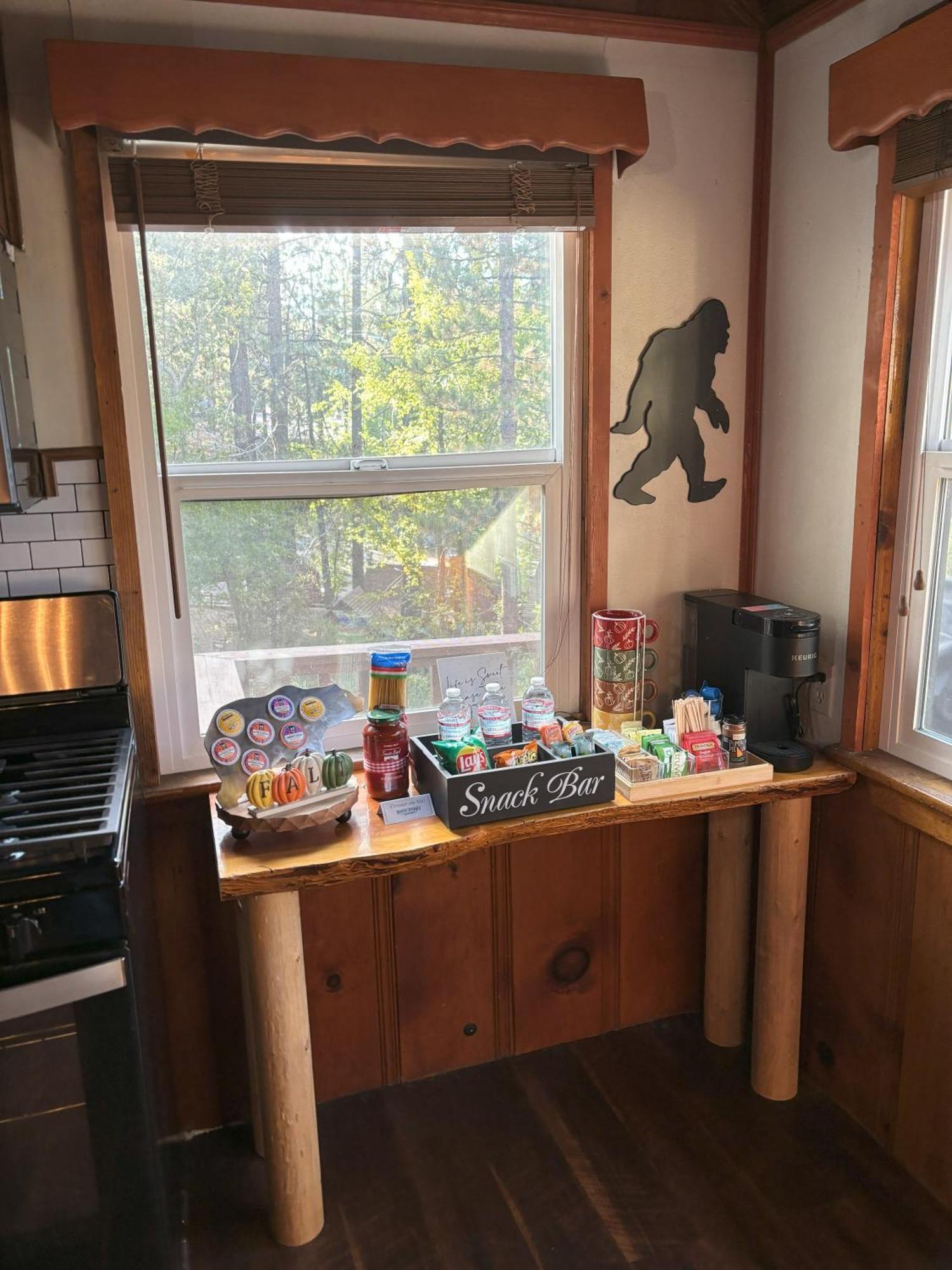 ביג בר לייק Snow Bunny Lodge - Perfect Big Bear Getaway! Deck With A New Hot Tub And Charcoal Barbecue! מראה חיצוני תמונה